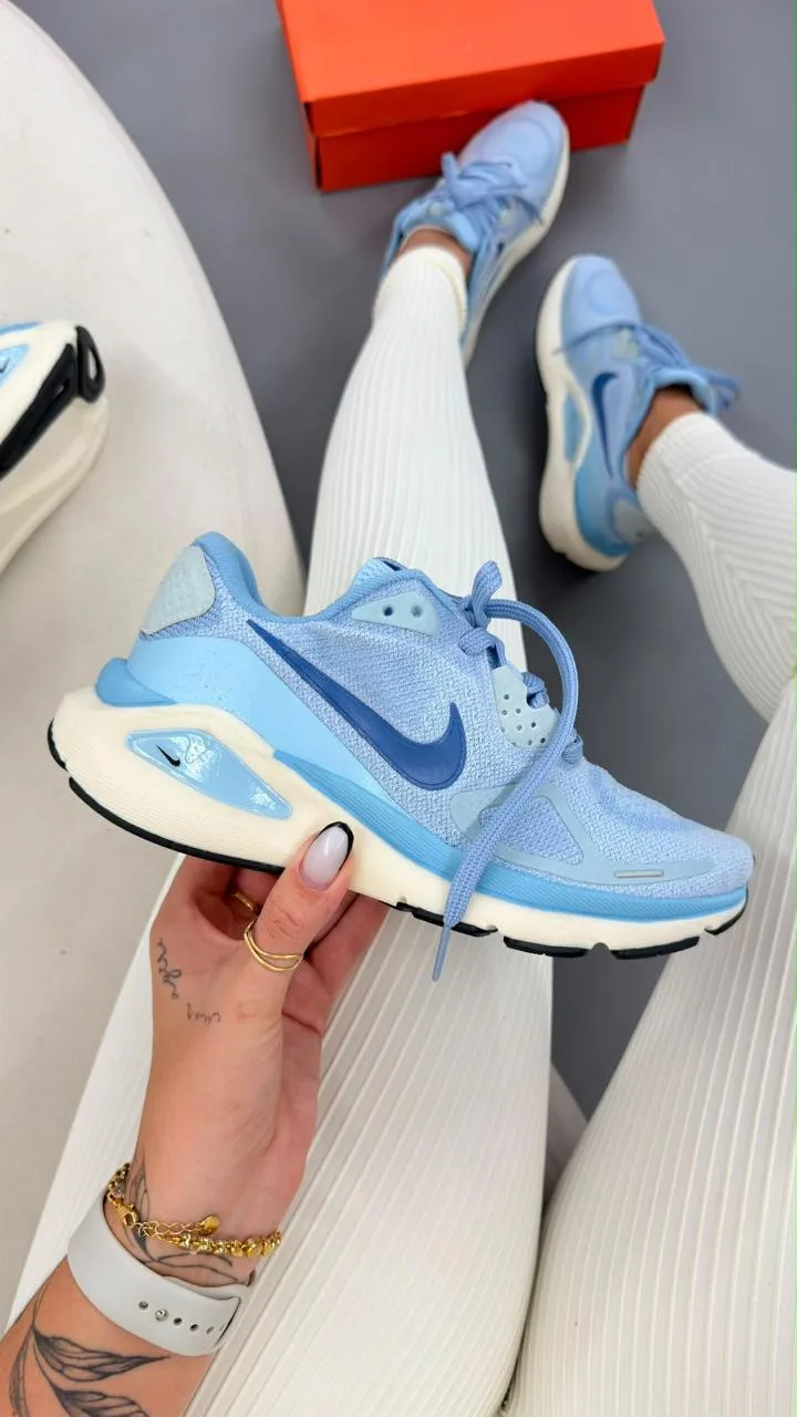 Nike Structure 26